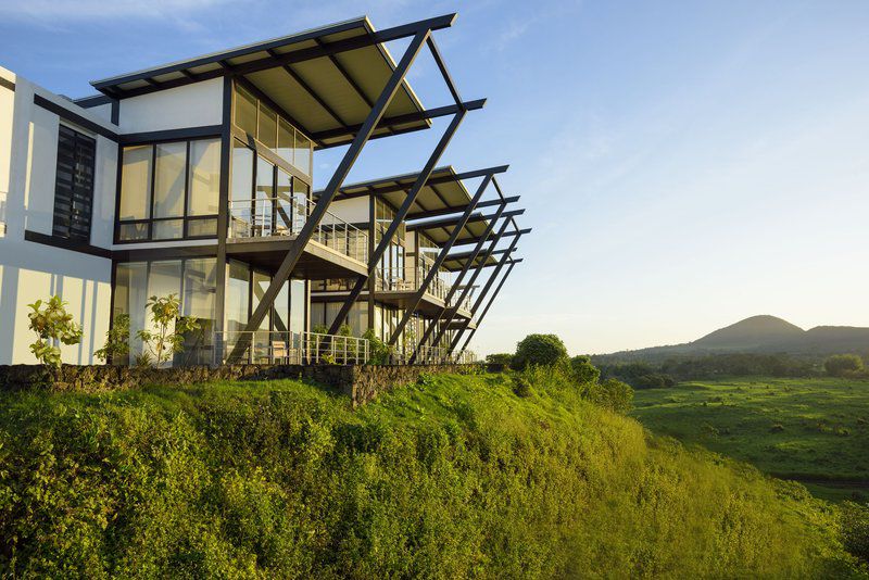 Pikaia Lodge Santa Cruz Island Eksteriør bilde