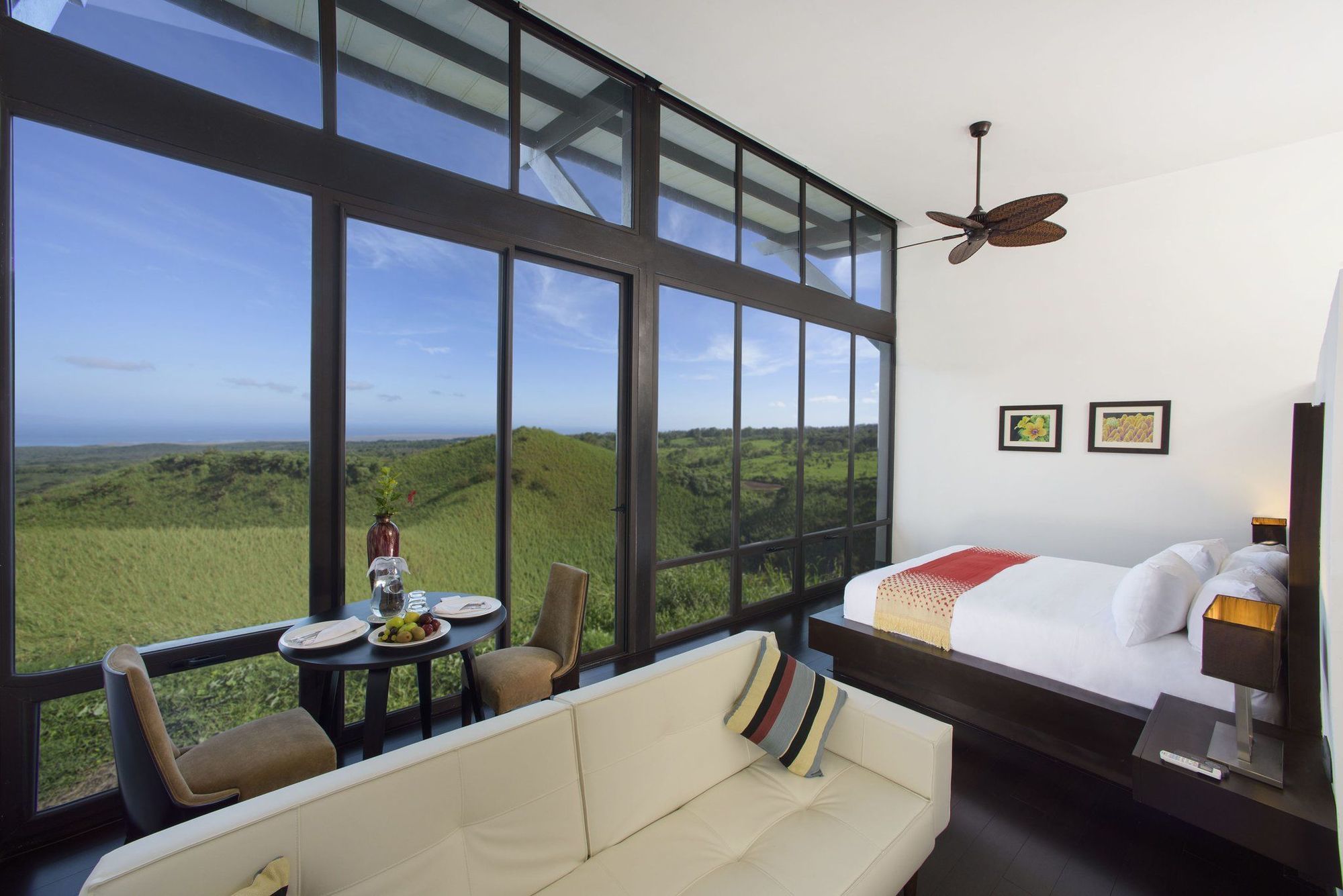 Pikaia Lodge Santa Cruz Island Eksteriør bilde