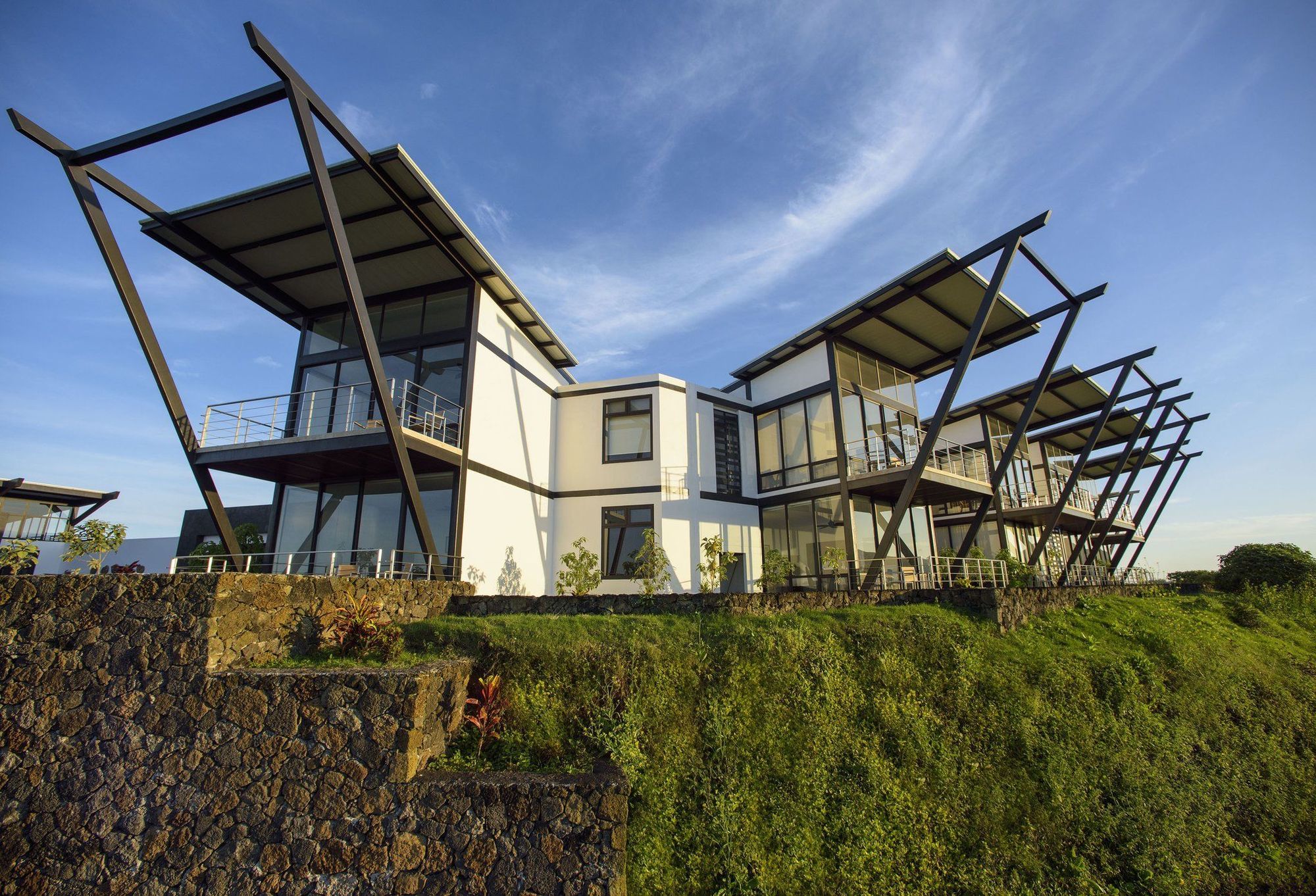 Pikaia Lodge Santa Cruz Island Eksteriør bilde
